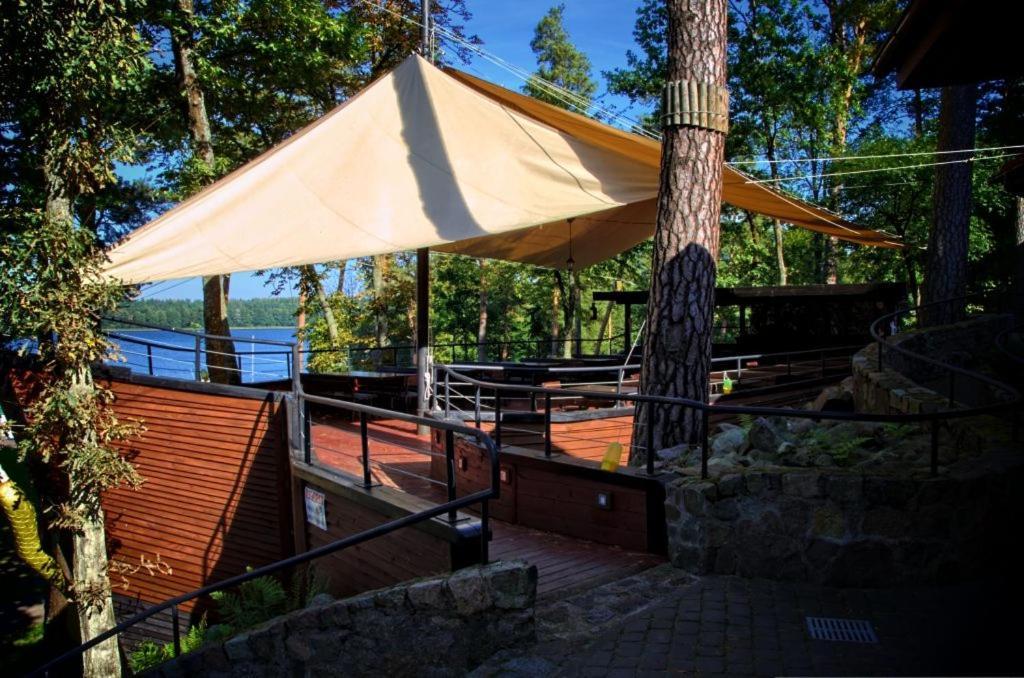 Marina Szalonego Greka Old Hotel Borne Sulinowo Exterior foto